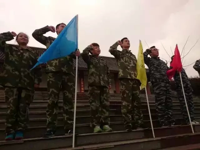 齊心奮進，夢想起航，遠景裝飾2015啟動大會-全員會師