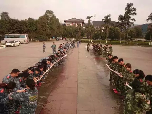 齊心奮進，夢想起航，遠景裝飾2015啟動大會-全員會師