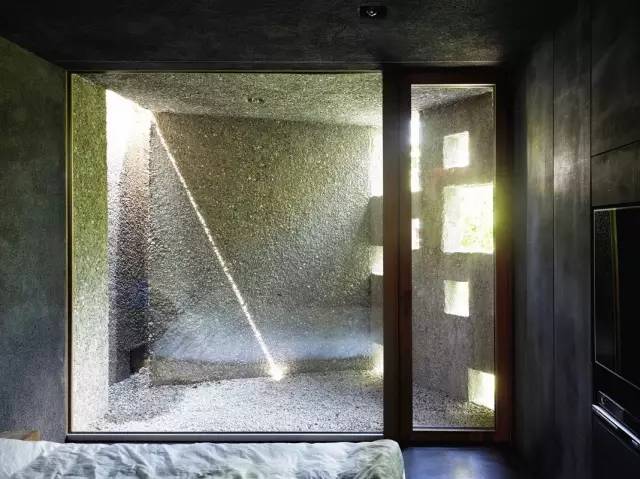 鄉(xiāng)下的水泥房美炸天，不用費錢搞精裝修!